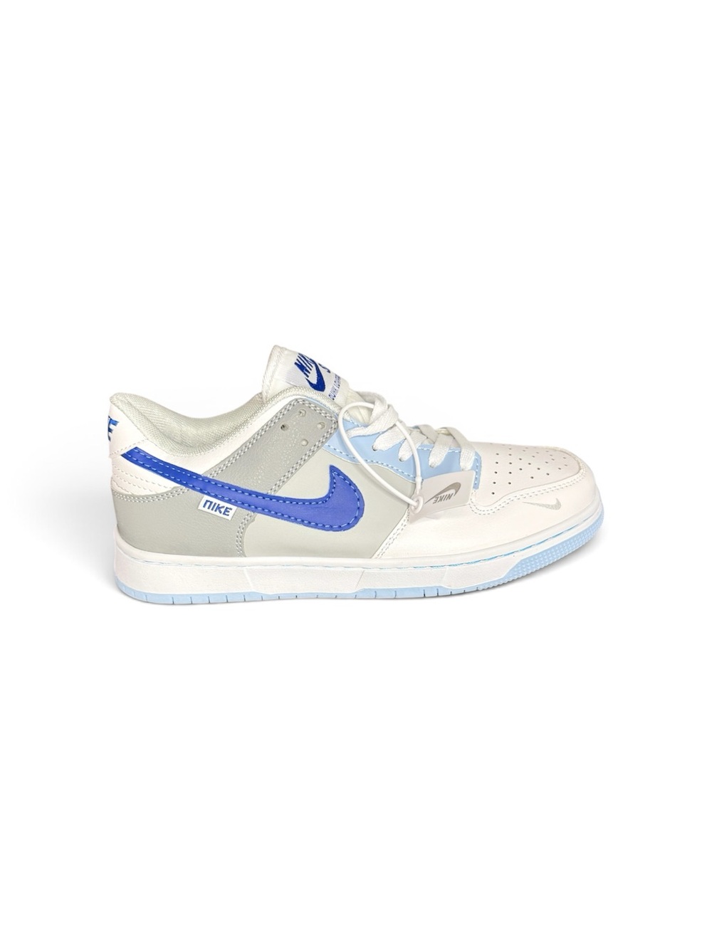 Nike SB Dunk Low Pro Kids Sneakers White Gray Blue Leather Size 7